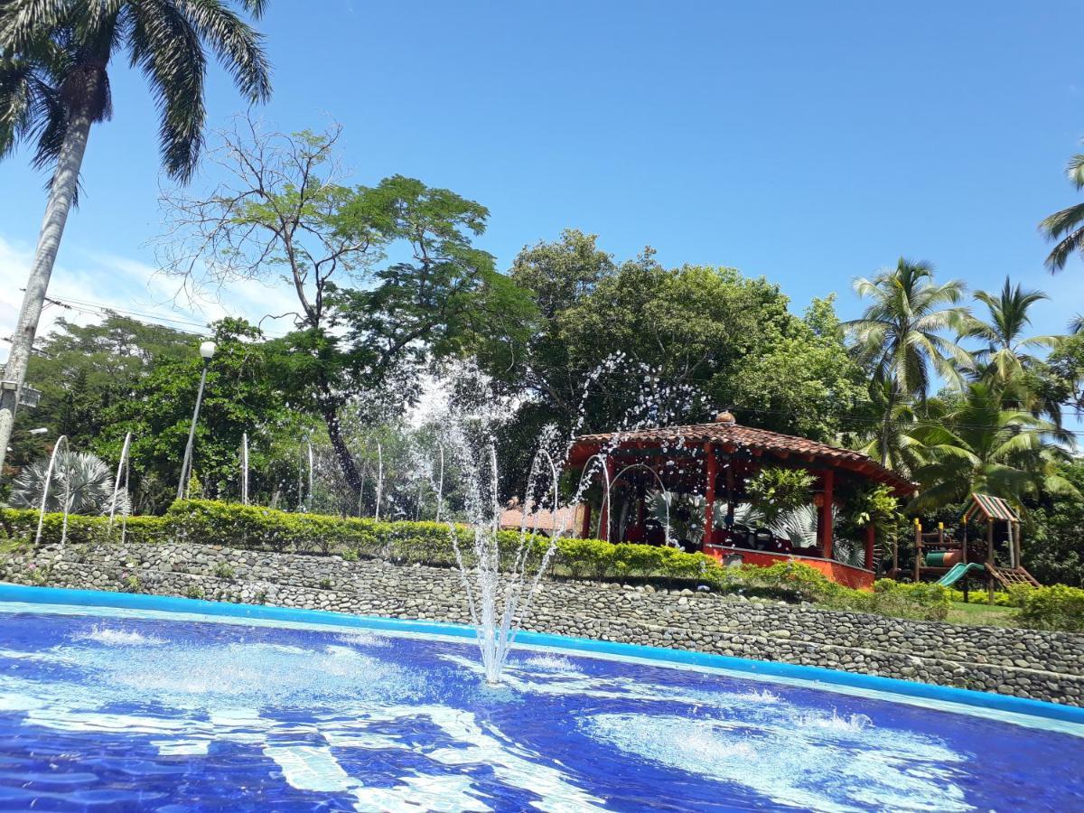 Hotel Hosteria Real Santa Fe de Antioquia Exterior foto